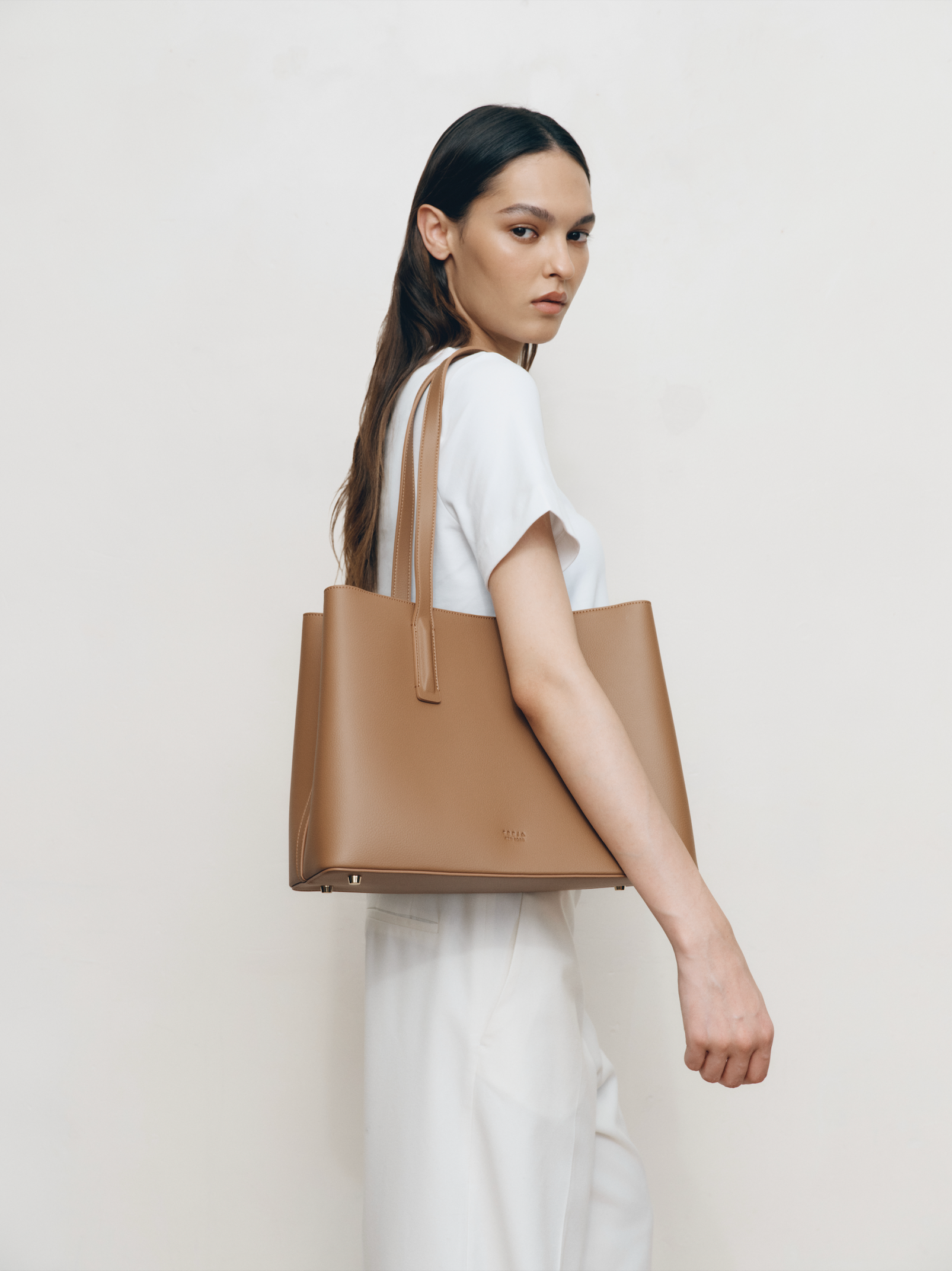 Freja Linnea Tote Chestnut