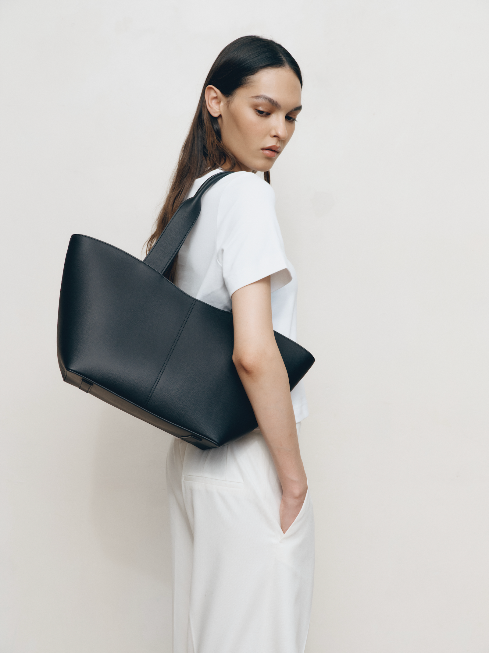 Freja Bleecker Tote Black