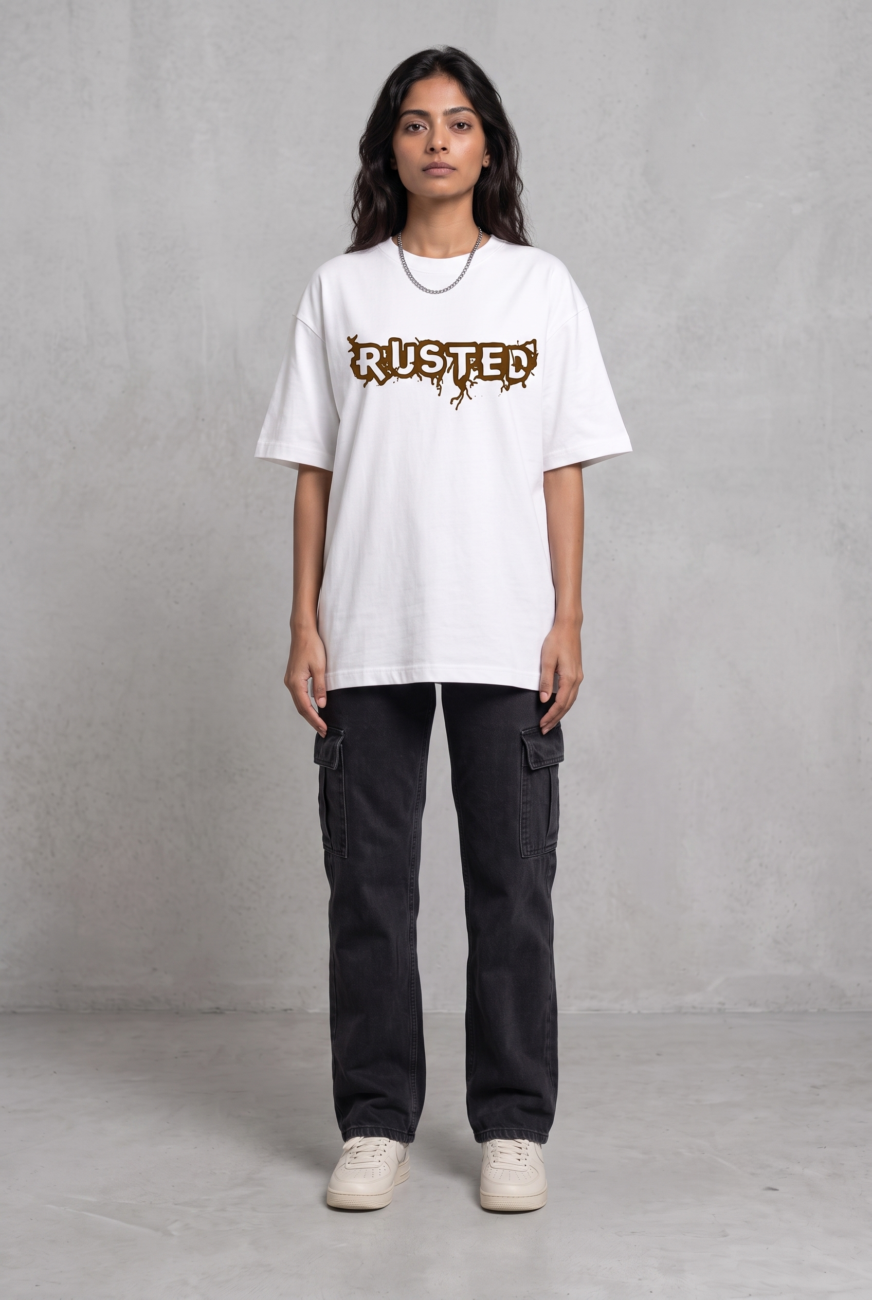 GRENADE WHITE WOMEN’S OVERSIZED T-SHIRT