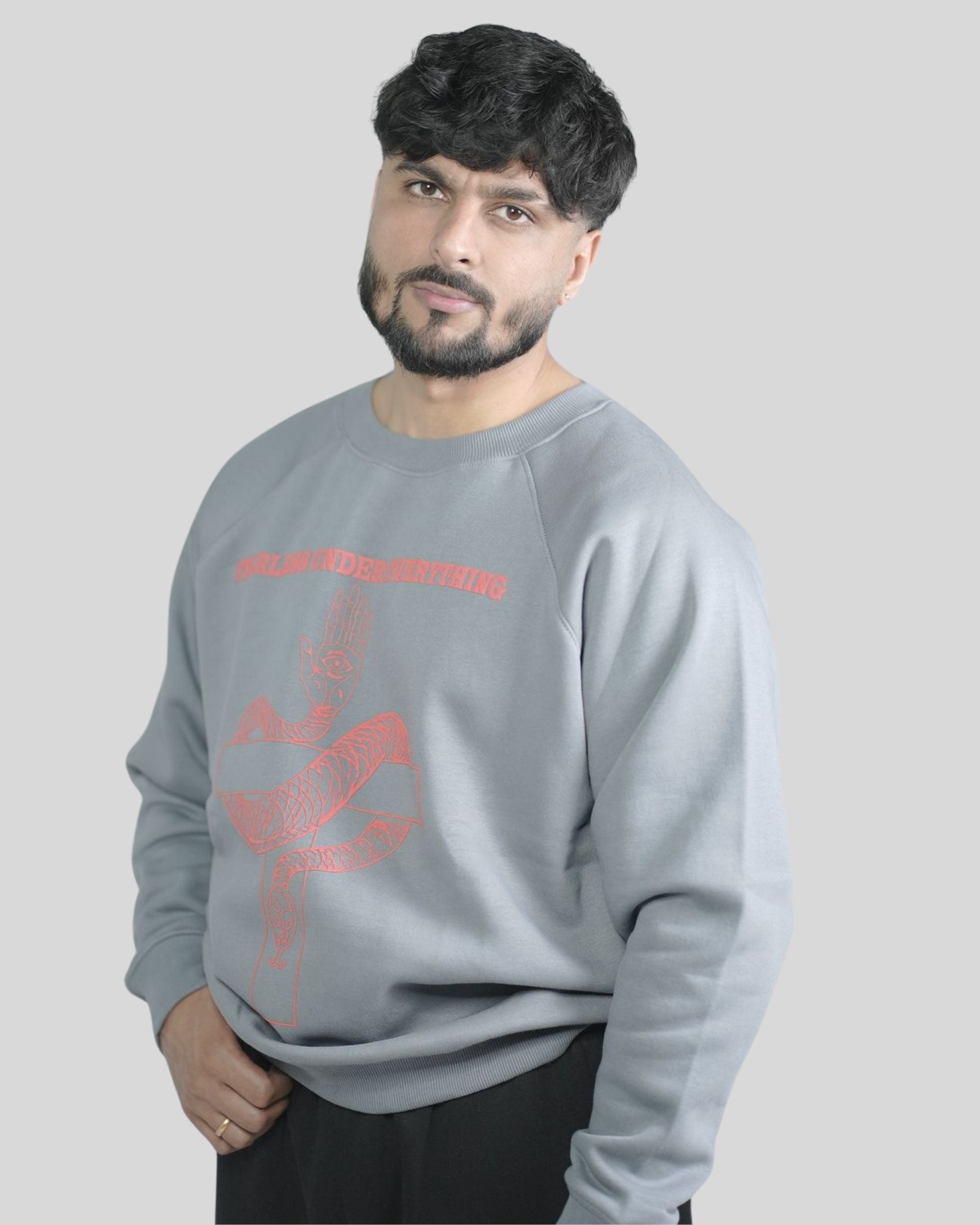 CULT CREWNECK