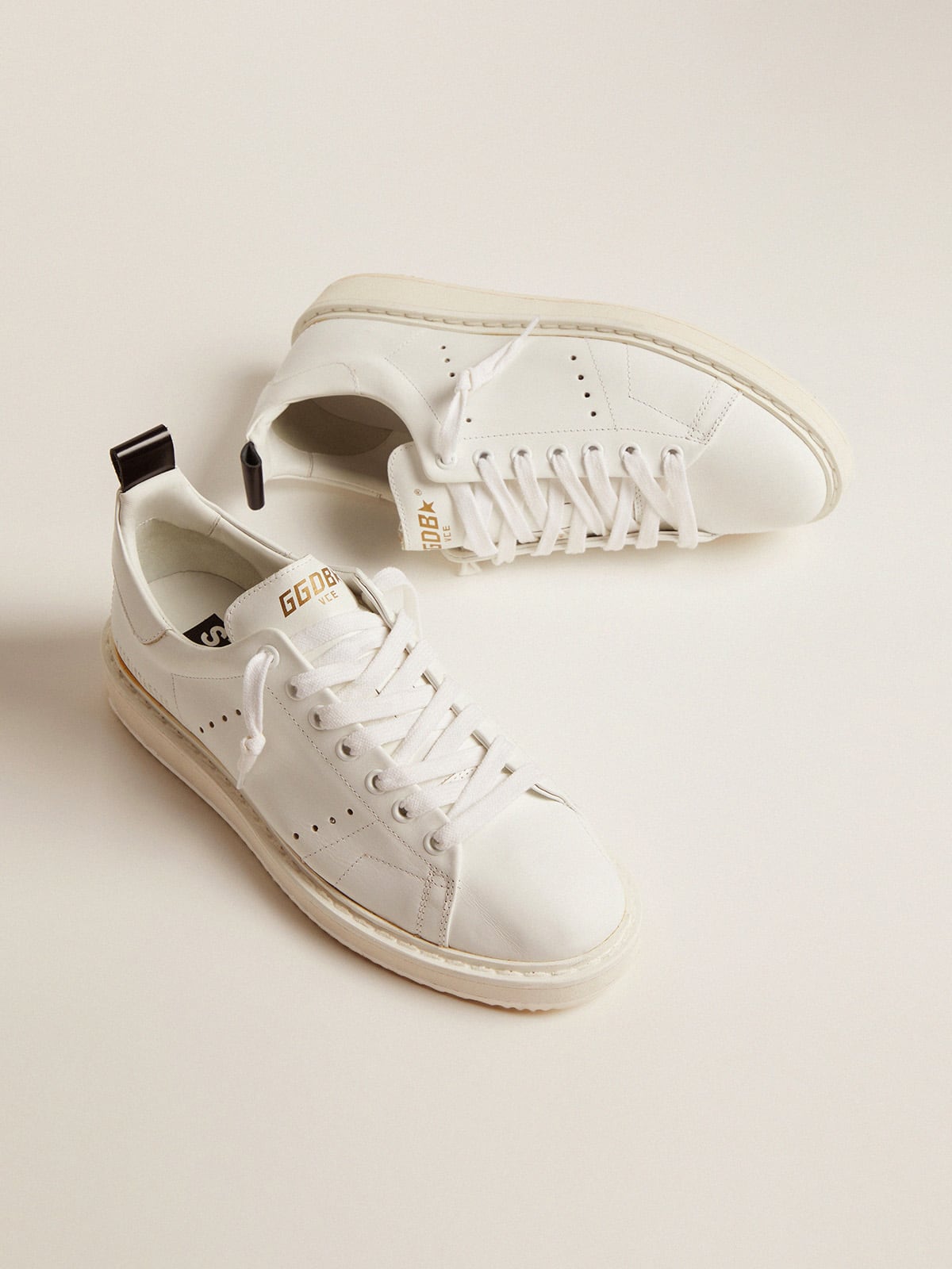 Golden Goose Mens Starter In Leather With Star On The Heel Tab Mens