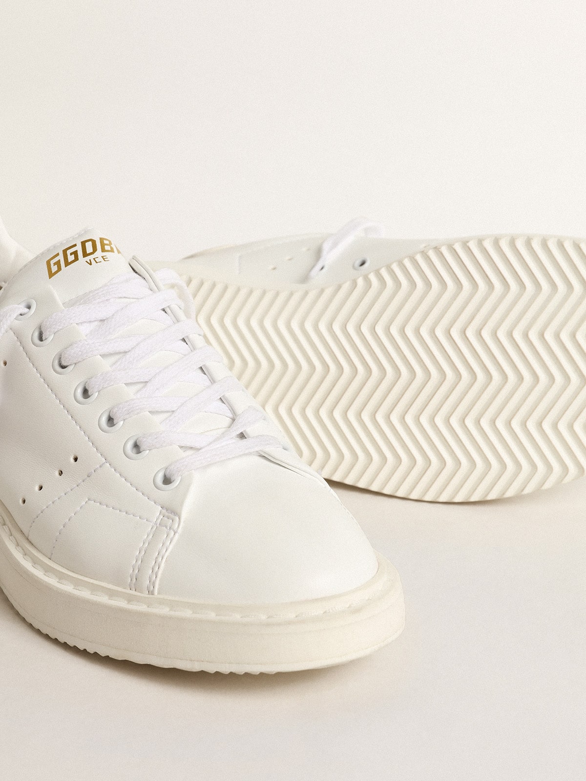 Golden Goose Mens Bio-Based Starter With White Star And Heel Tab Mens