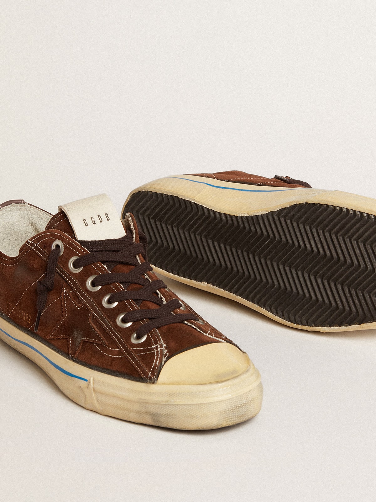 Golden Goose Mens V-Star Ltd Sneakers In Dark Brown Suede With Tone-On-Tone Star Mens