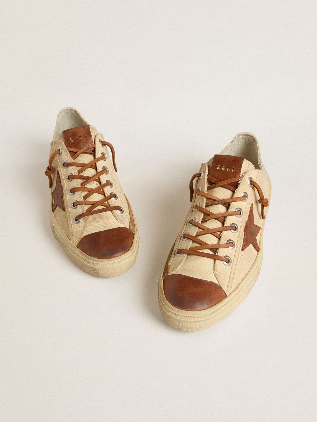 Golden Goose Mens V-Star In Cream Canvas With Tobacco Leather Star Mens