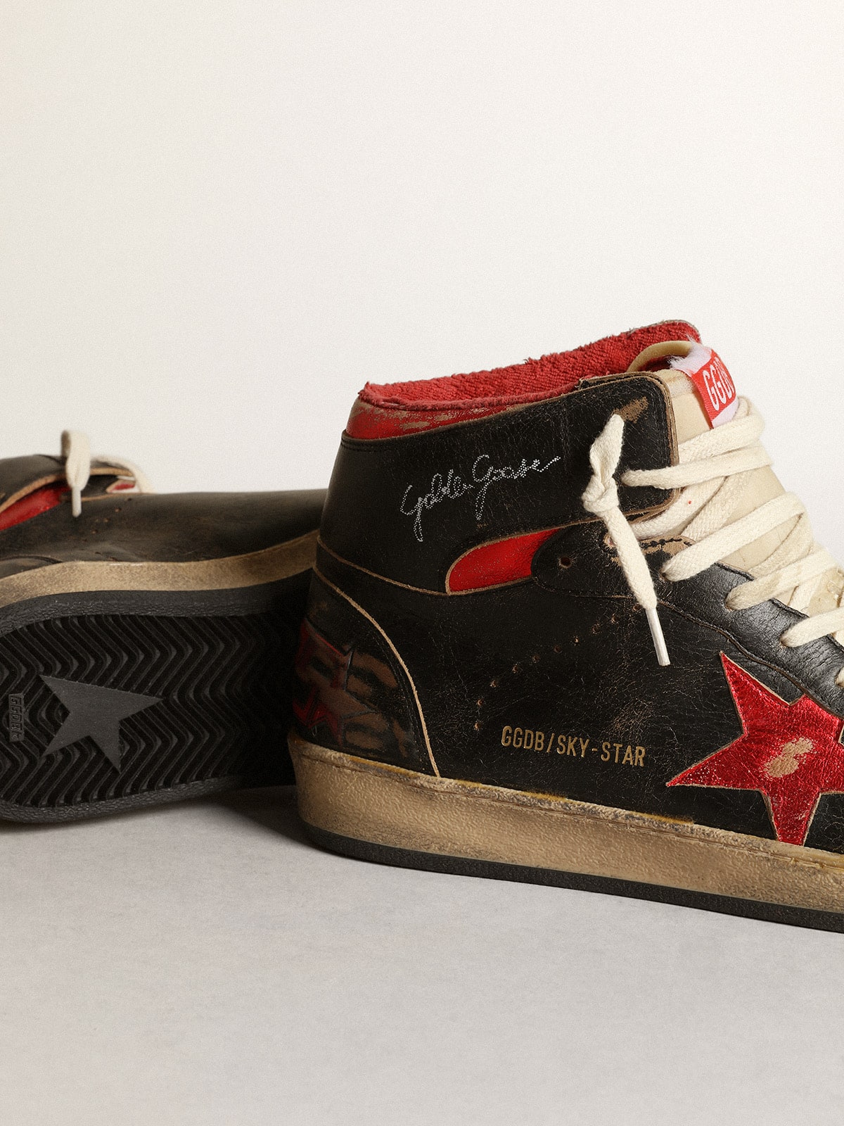 Golden Goose Mens Sky-Star In Glossy Black Leather With Red Star Mens