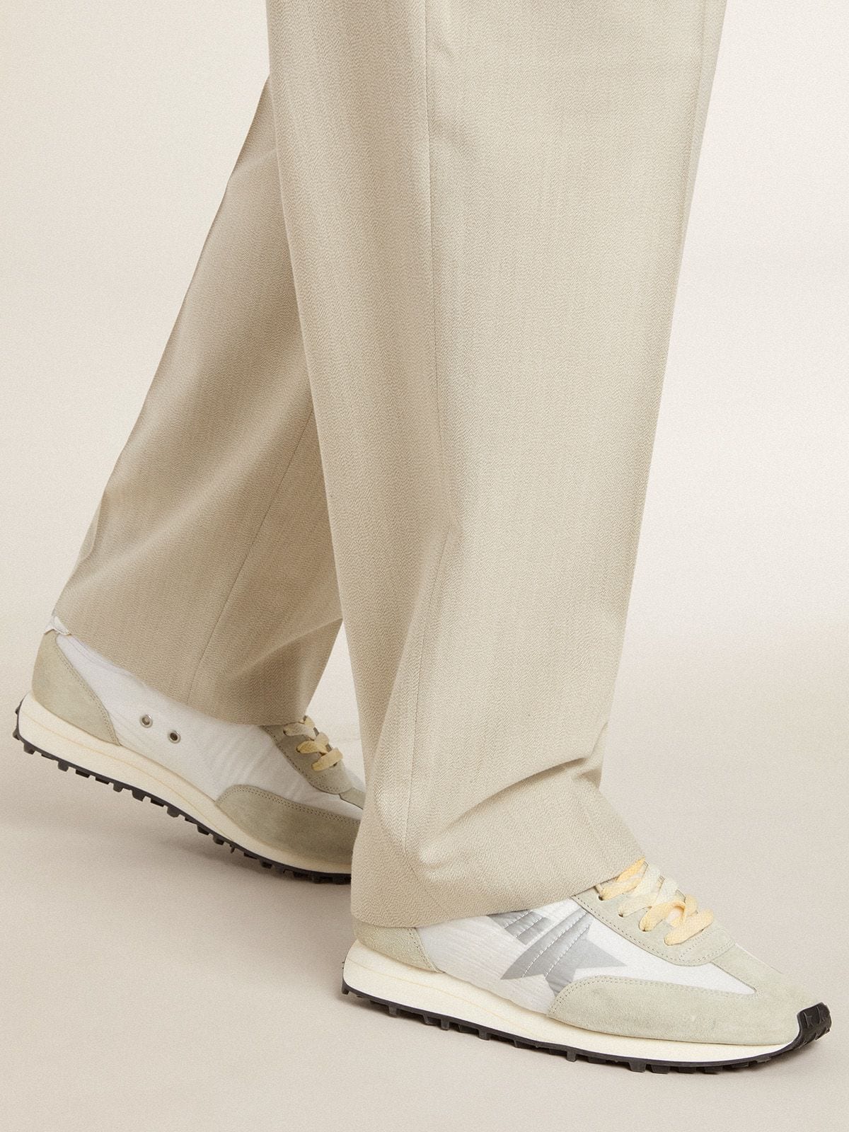 Golden Goose Mens Marathon With White Nylon Upper And Silver Star Mens