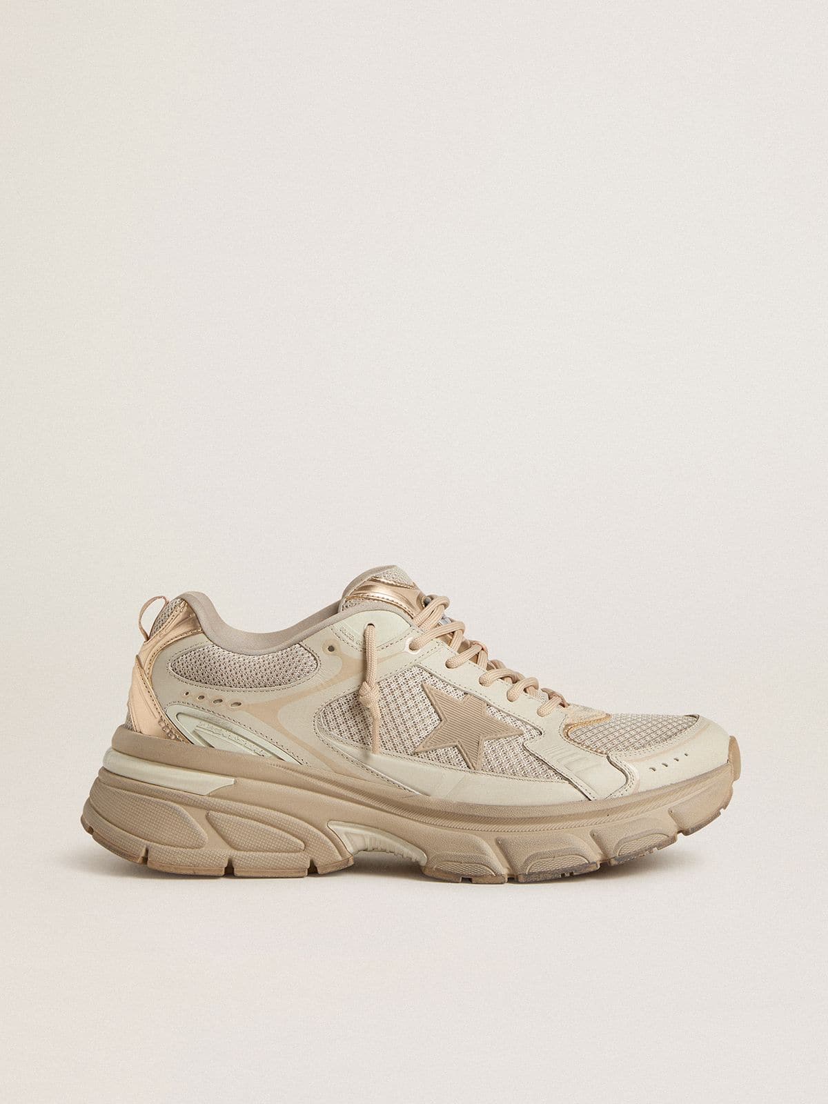 Golden Goose Mens Lightstar In Dove-Gray Leather And Mesh With Beige Tpu Star Mens
