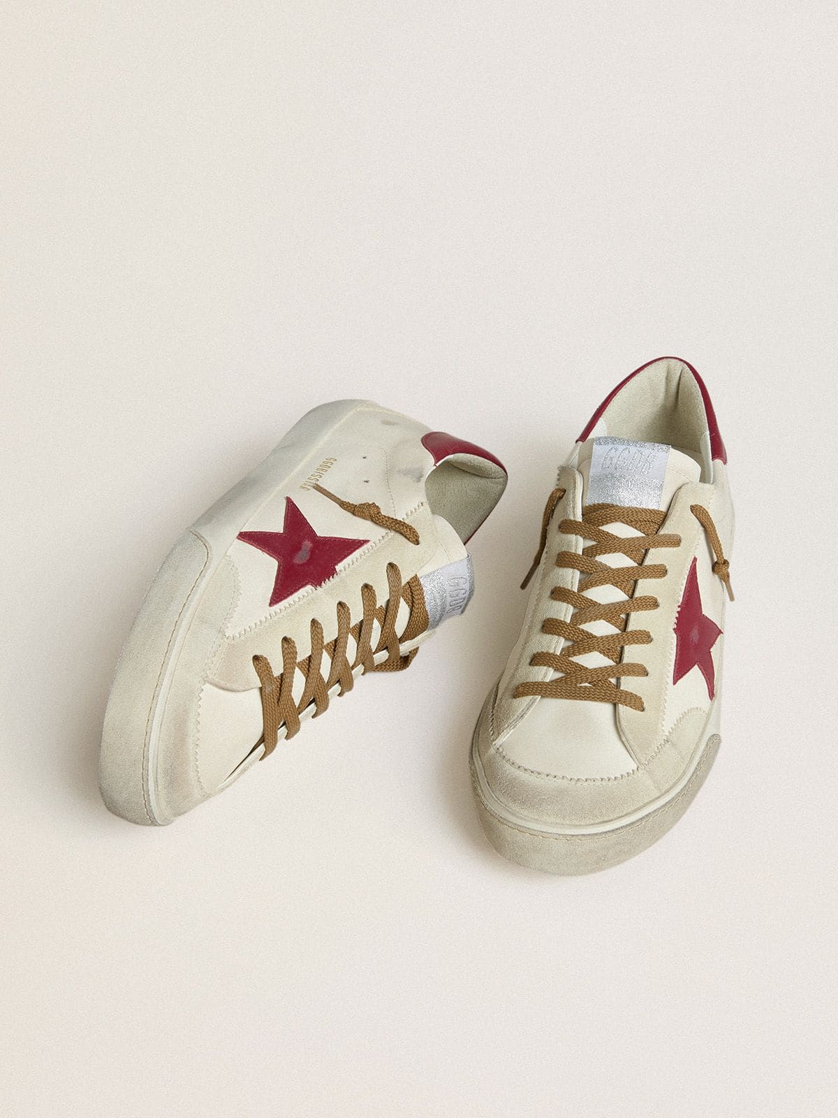 Golden Goose Mens Super-Star With Red Leather Star And Beige Suede Inserts Mens
