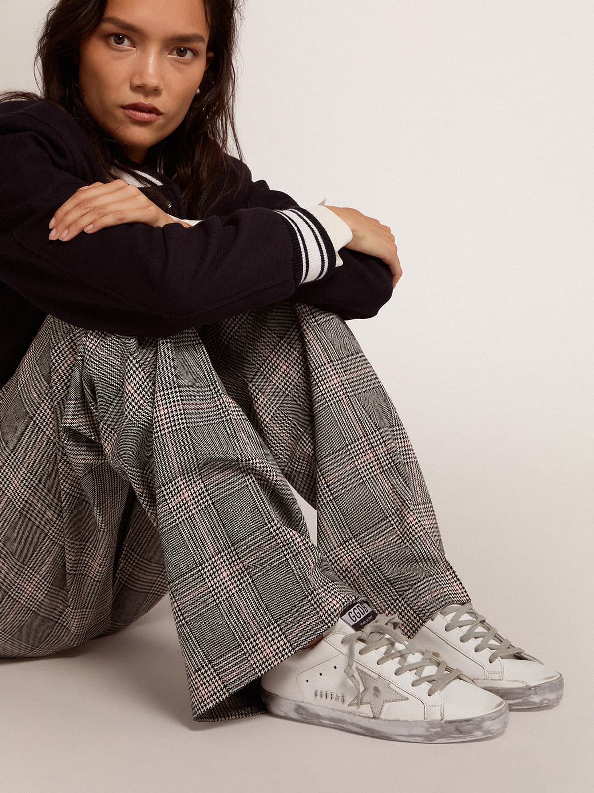 Golden Goose Womens Super-Star With Silver Sparkle Foxing And Metal Stud Lettering Womens