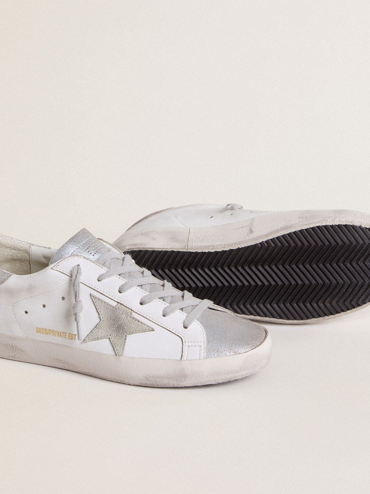 Golden Goose Womens Super-Star With Gray Suede Star And Silver Glitter Inserts Womens