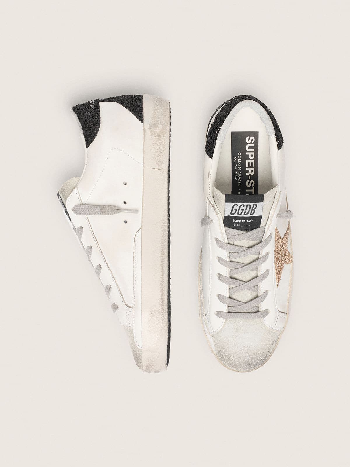 Golden Goose Womens Super-Star In Nappa Leather With Gold Glitter Star And Black Glitter Heel Tab Womens