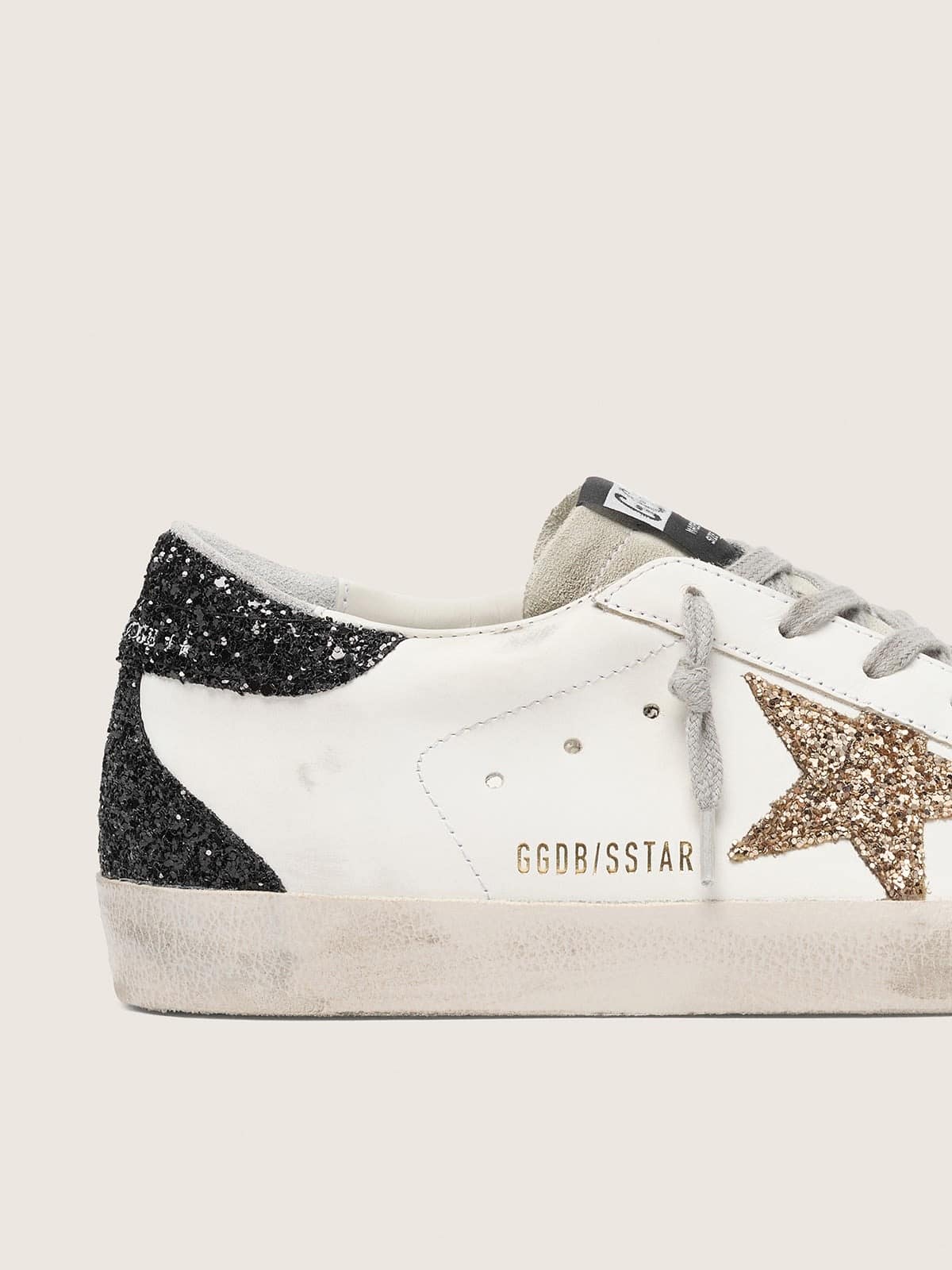 Golden Goose Womens Super-Star In Nappa Leather With Gold Glitter Star And Black Glitter Heel Tab Womens