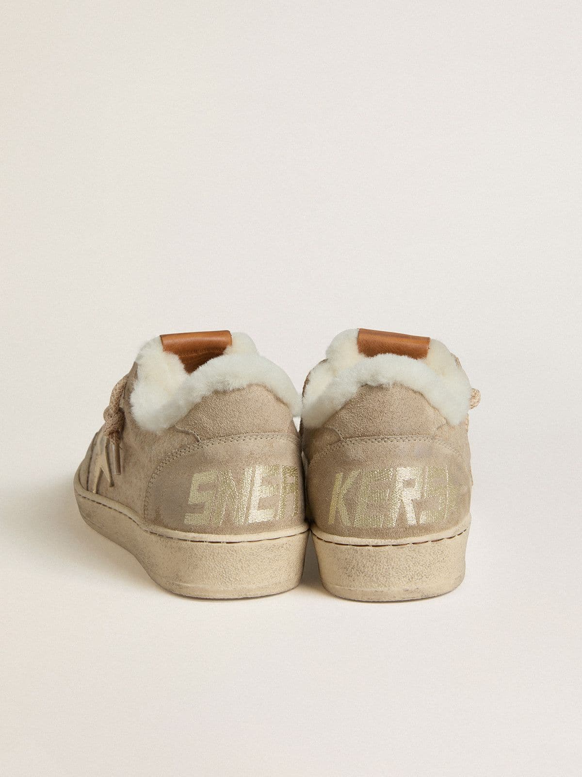 Golden Goose Womens Ball Star In Wool With Gold Leather Star And White Shearling Lining Womens