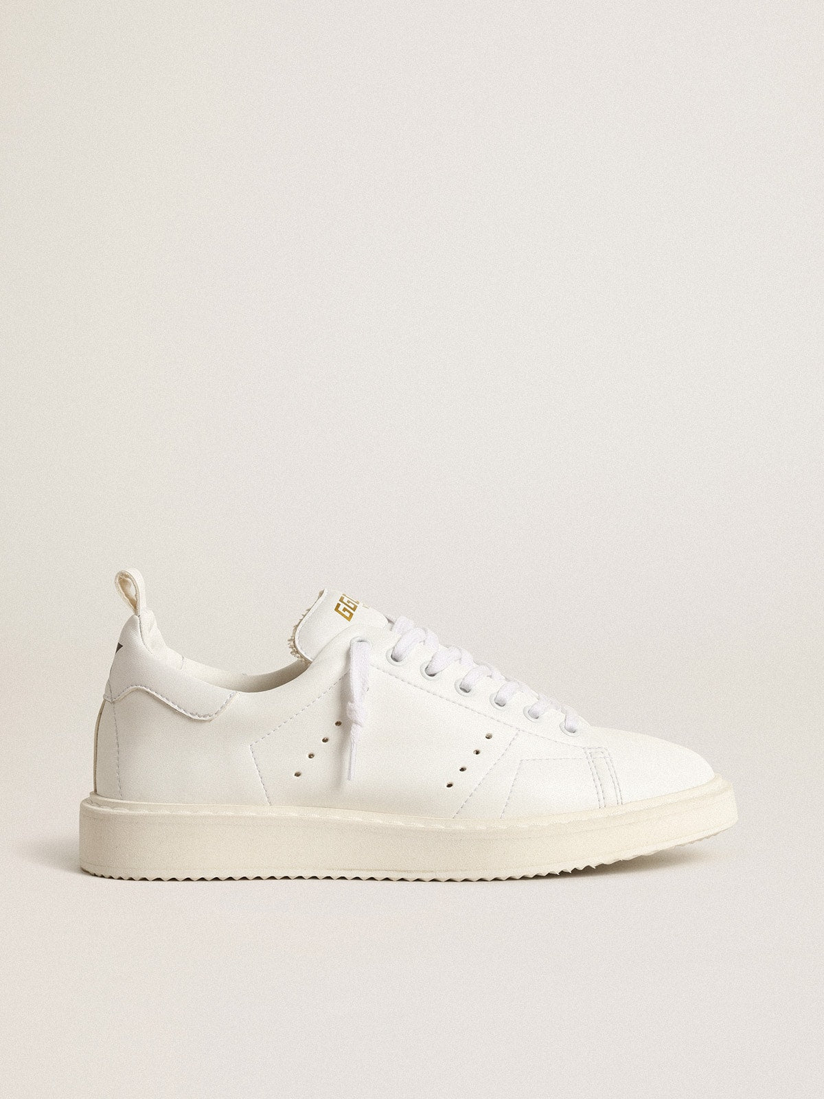 Golden Goose Womens Bio-Based Starter With White Star And Heel Tab Womens