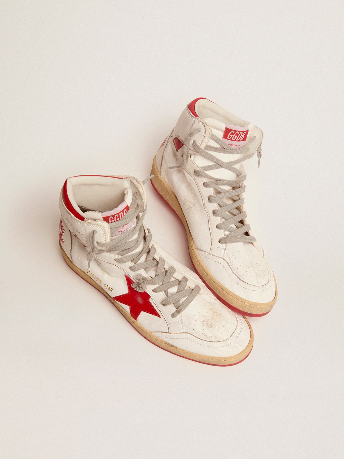 Golden Goose Womens Sky-Star In White Nappa With Red Star And Heel Tab Womens
