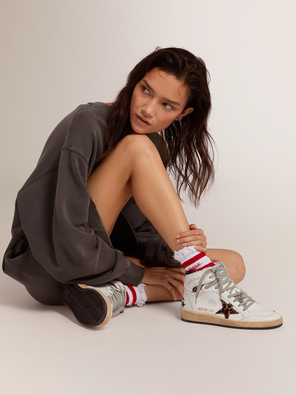 Golden Goose Womens Sky-Star With Signature And Leopard Print Pony Skin Inserts Womens
