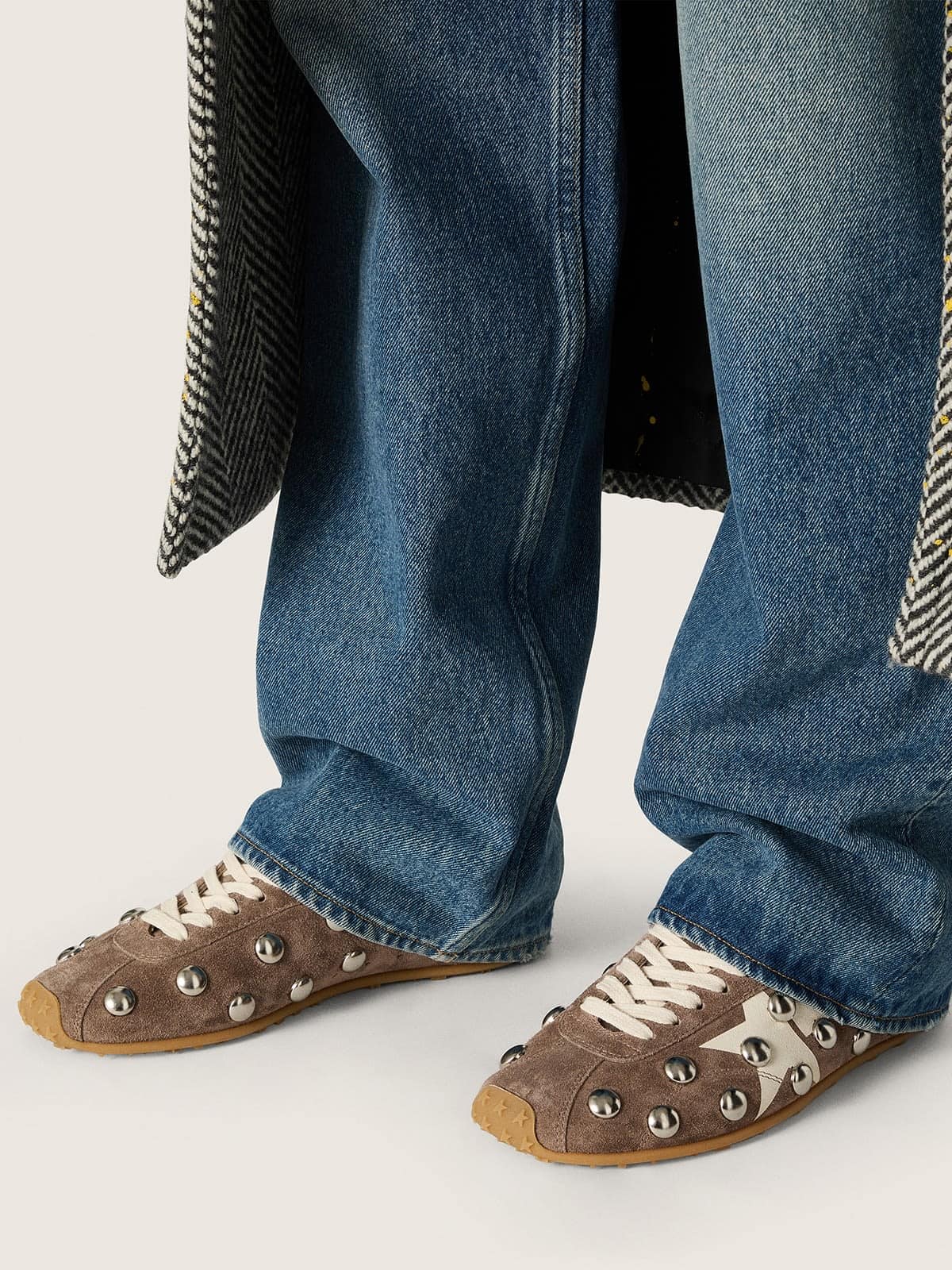 Golden Goose Womens Marathon Speed In Anthracite-Gray Suede With White Star And Metal Studs Womens