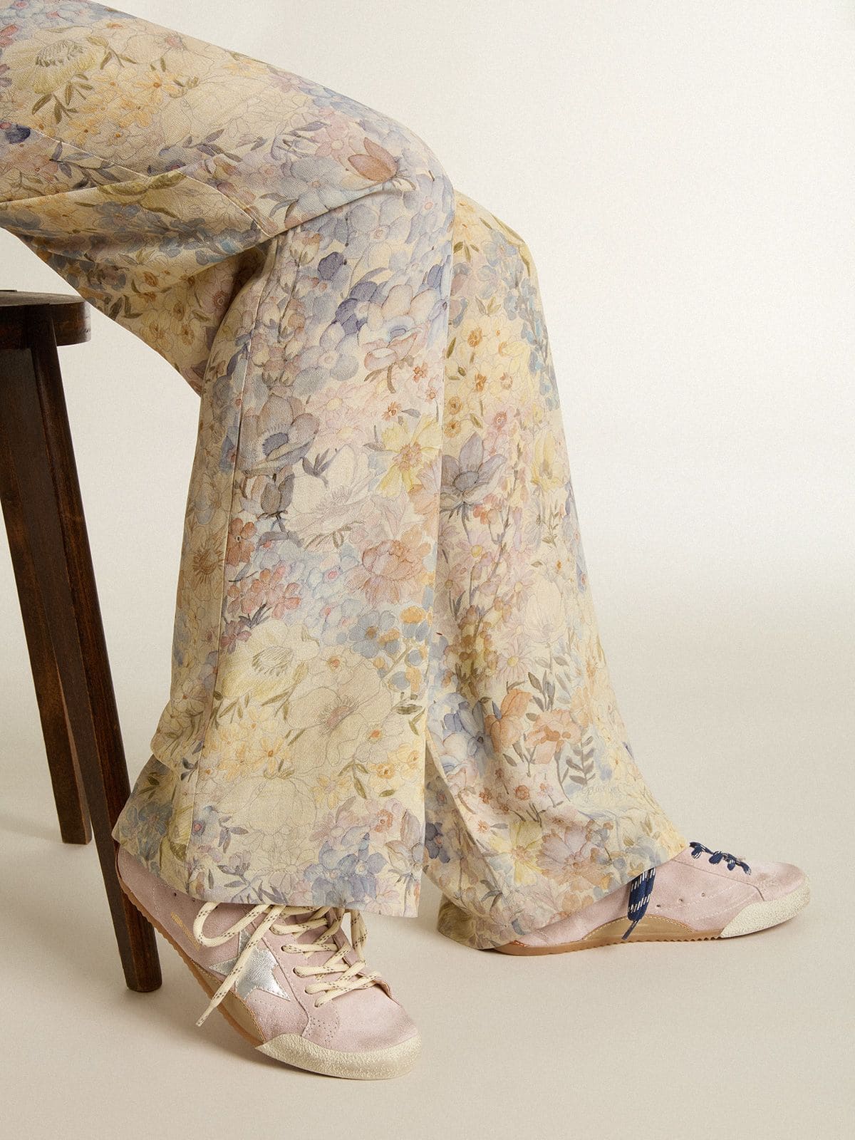 Golden Goose Womens True-Star In Pastel Pink Suede With Silver Star And Heel Tab Womens