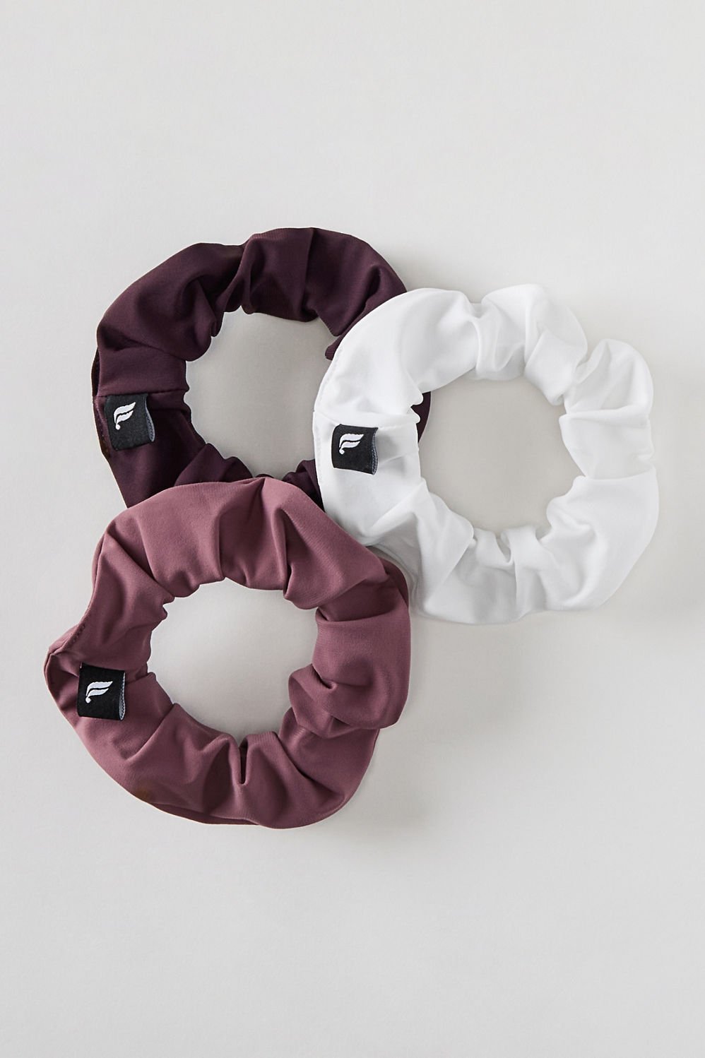#color_classic-white/mushroom-mauve/oxblood