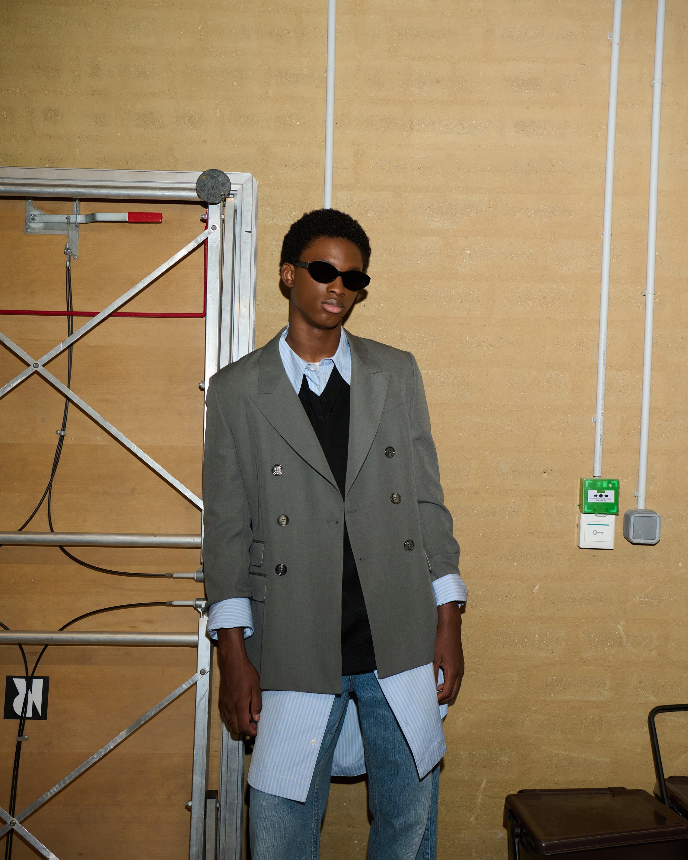 AmiParis Grey New Wool Double Breasted Straight Jacket