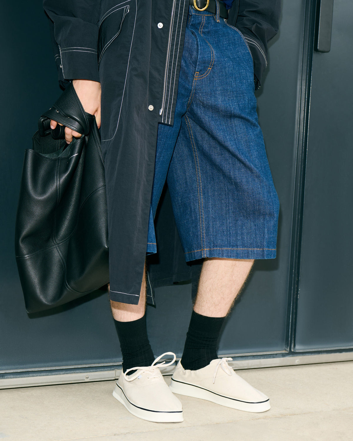 AmiParis Blue Cotton Loose Bermuda Shorts