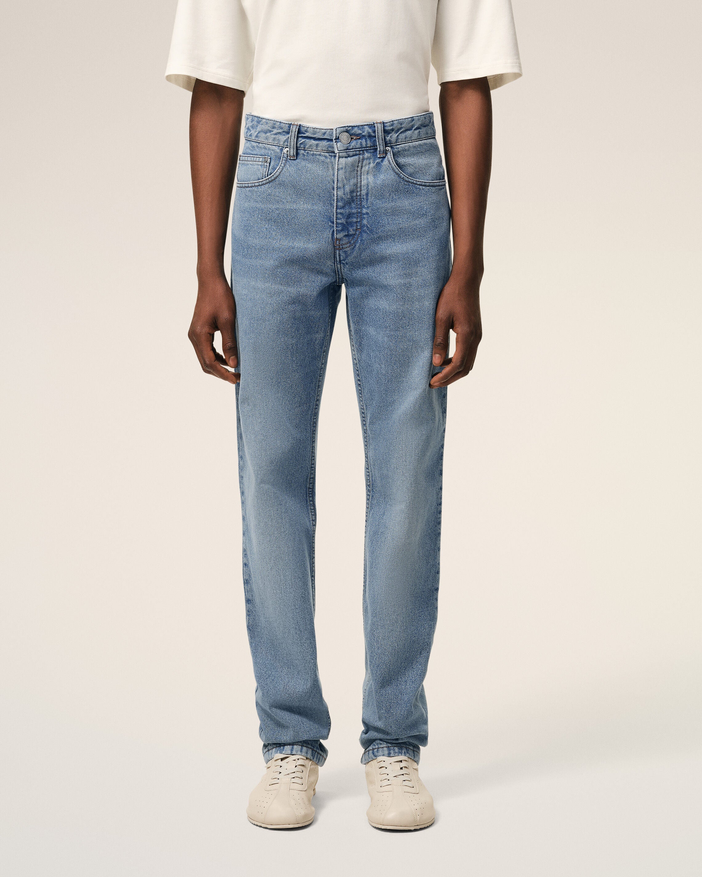 AmiParis Blue Cotton Classic Fit Jeans