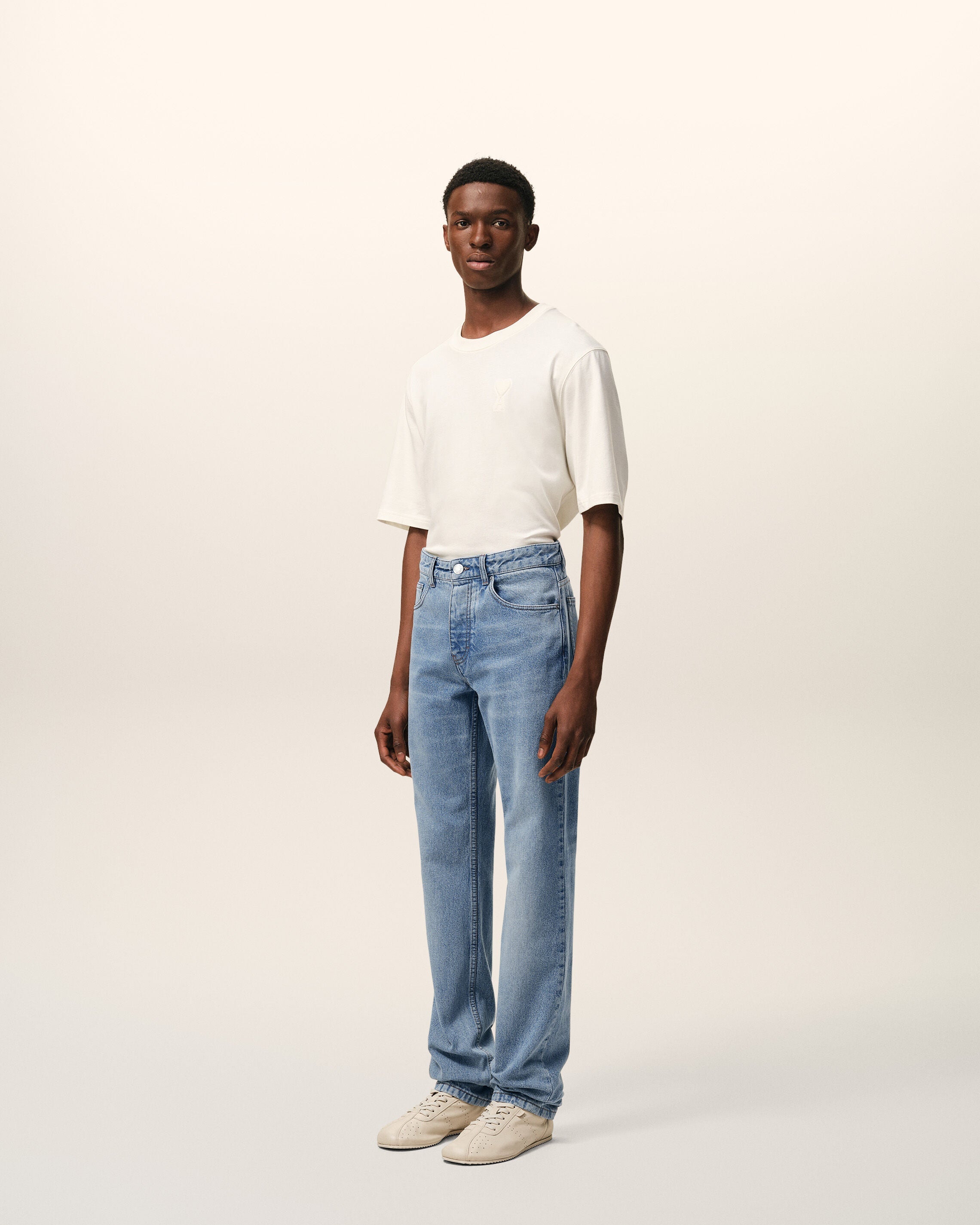 AmiParis Blue Cotton Classic Fit Jeans
