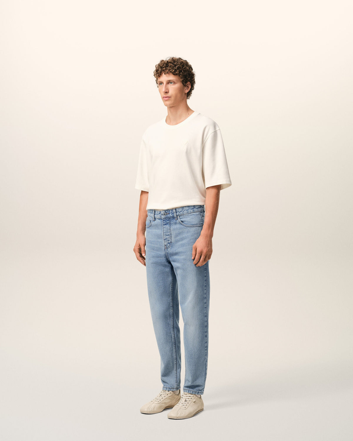 AmiParis Blue Cotton Tapered Fit Jeans