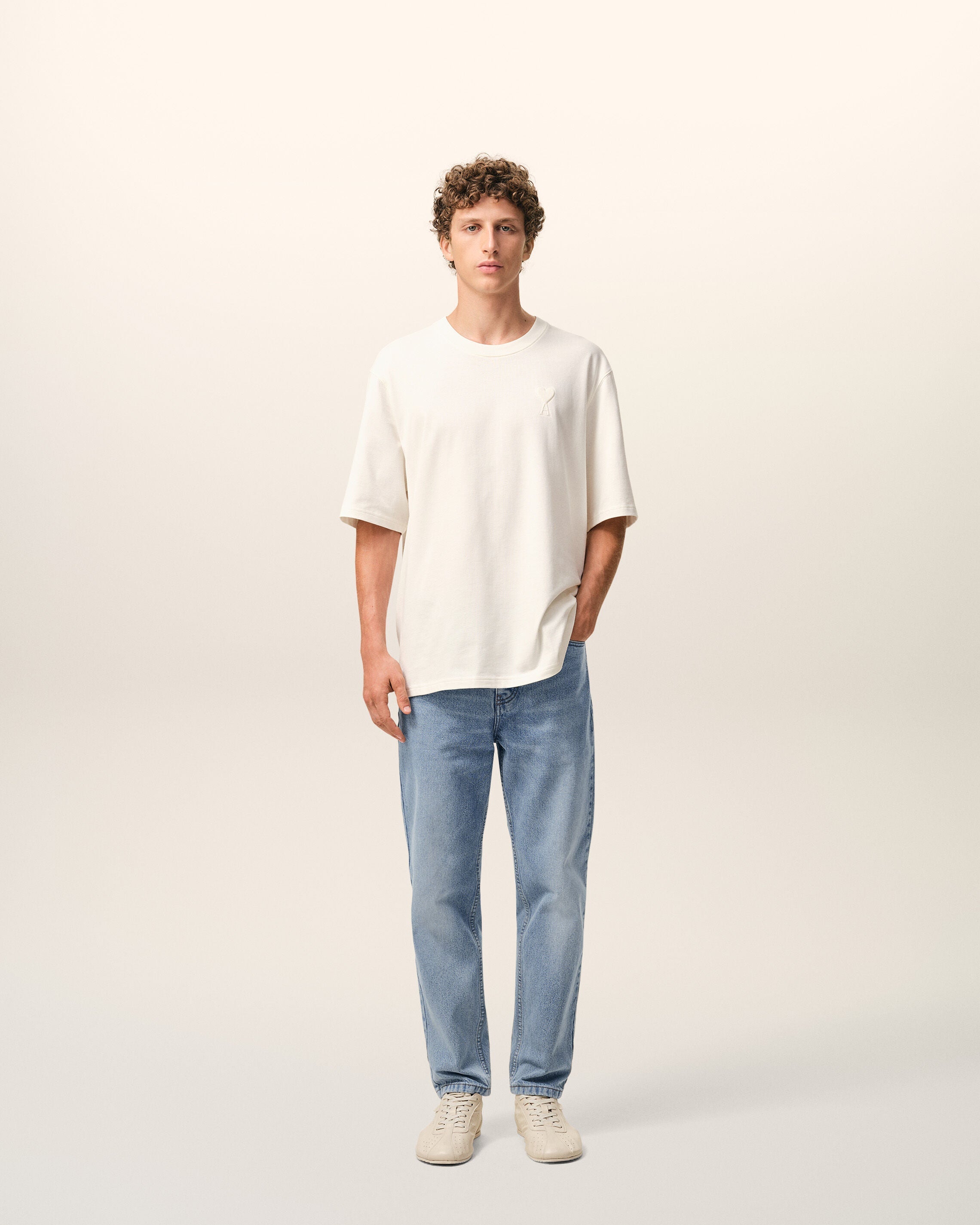 AmiParis Blue Cotton Tapered Fit Jeans