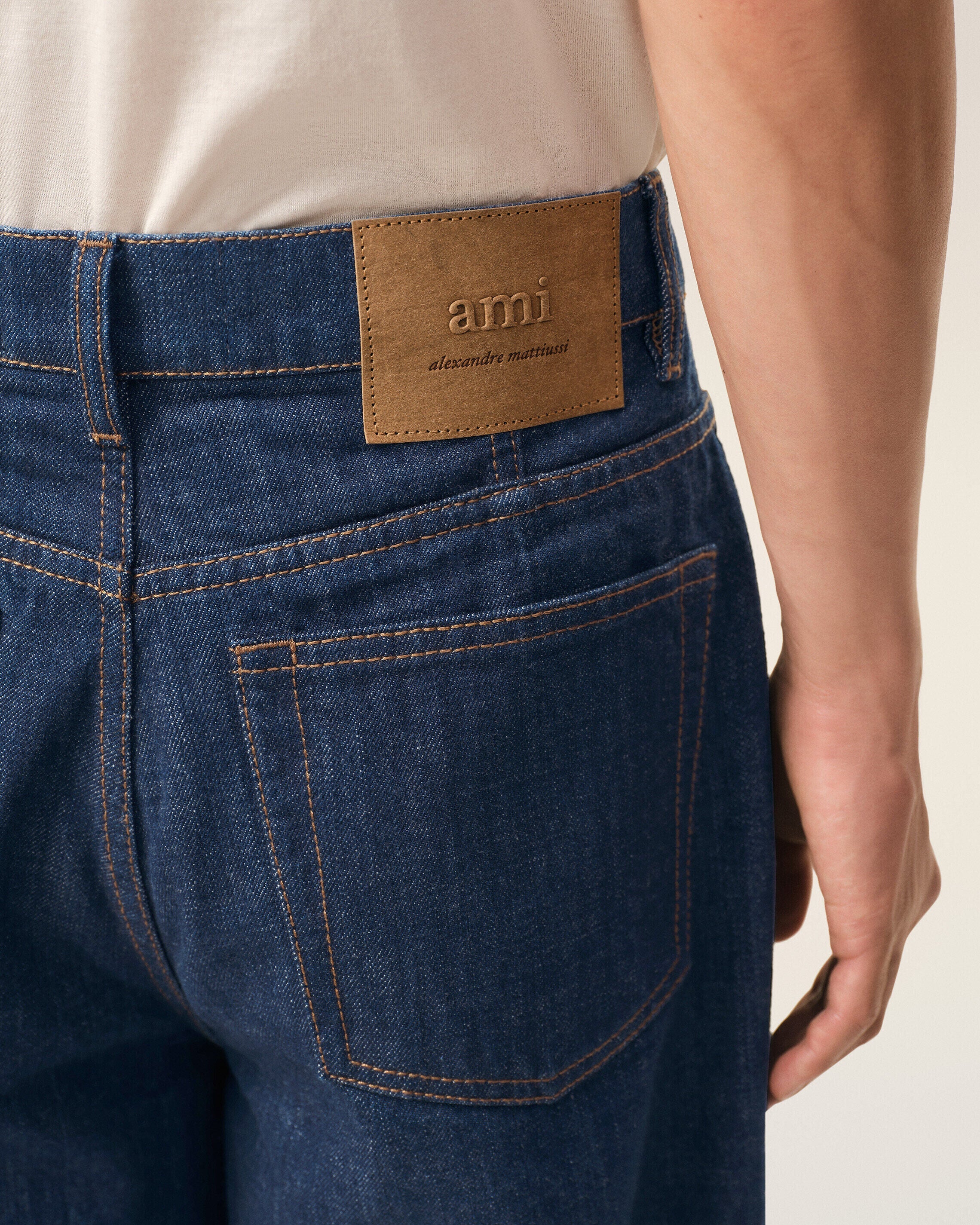 AmiParis Blue Cotton Balloon Fit Jeans