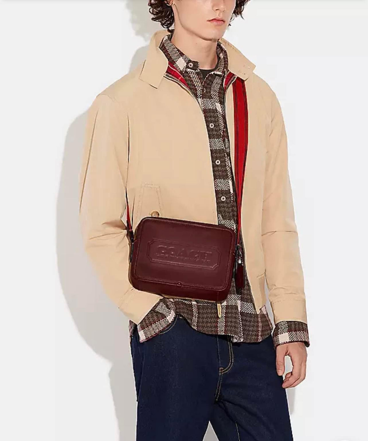Club De Mode Coach Charter Crossbody 24 With Coach Badge