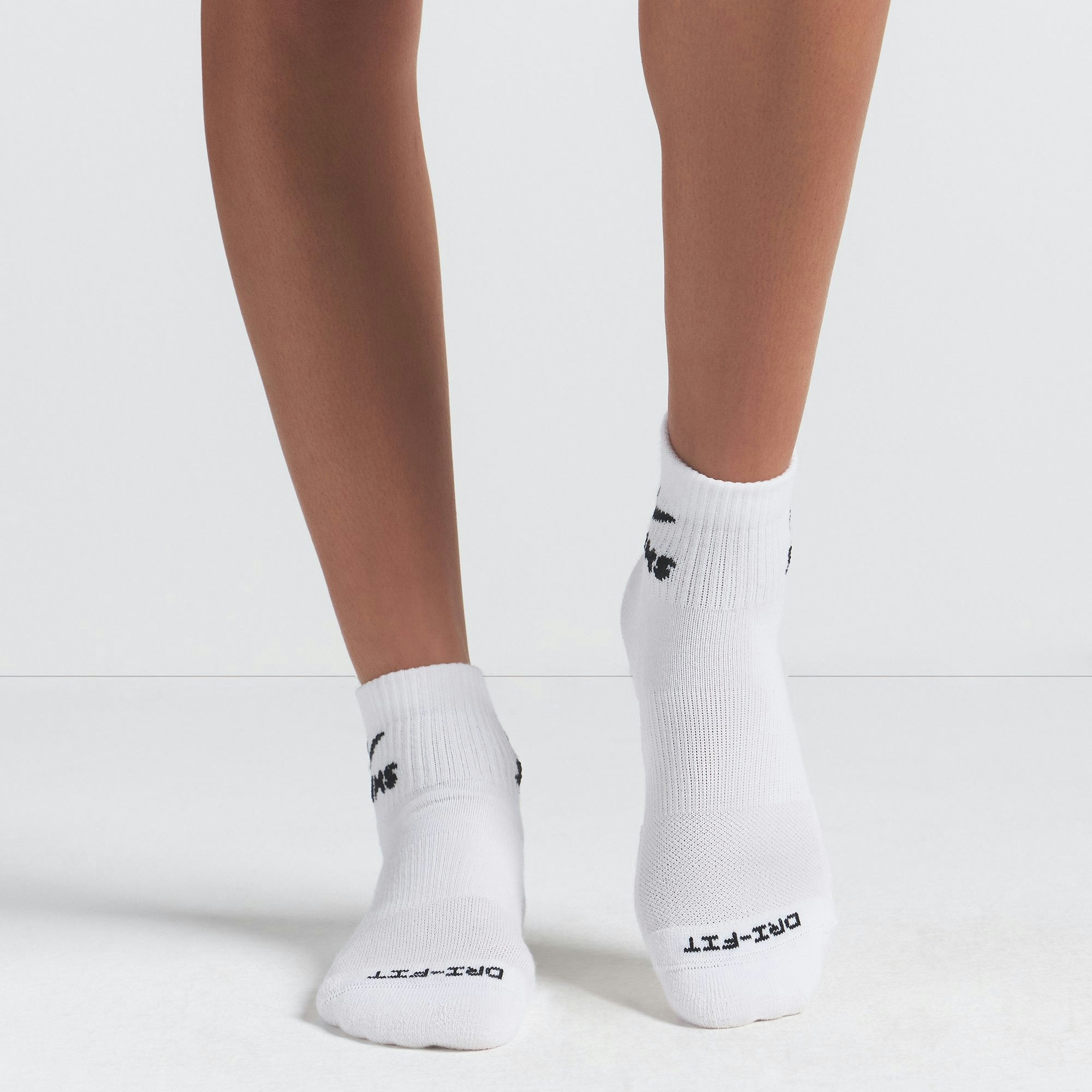 Skims Nikeskims Accessories Dri-Fit Quarter Crew Sock 3-Pack Heather Grey Multi
