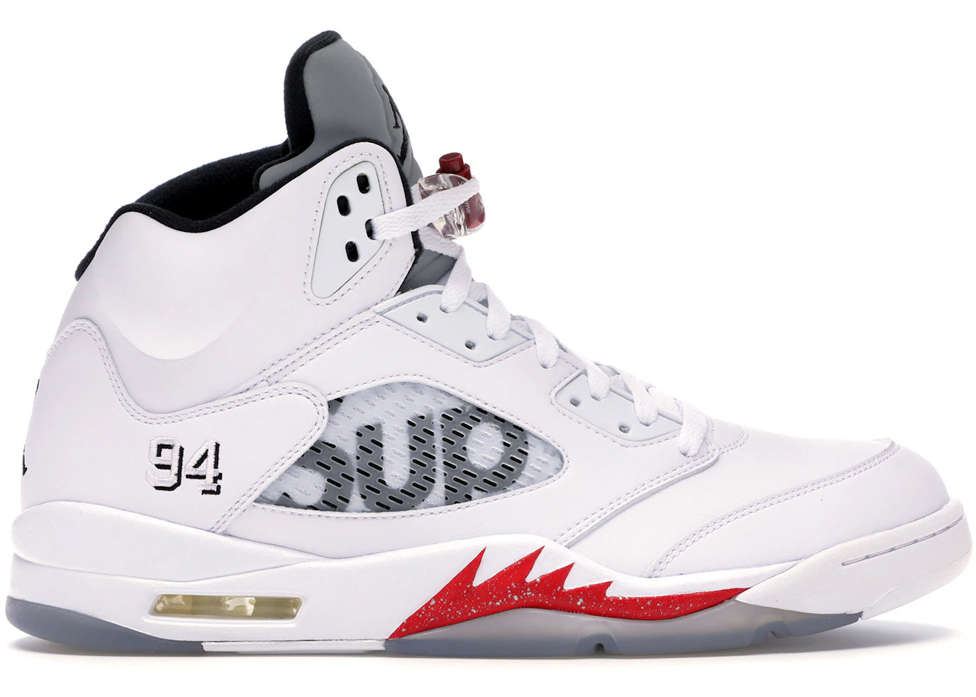 Supreme Air Jordan 5 ホワイト/レッド Jordan 5 Retro Supreme White | Buy Sneakers Online in India