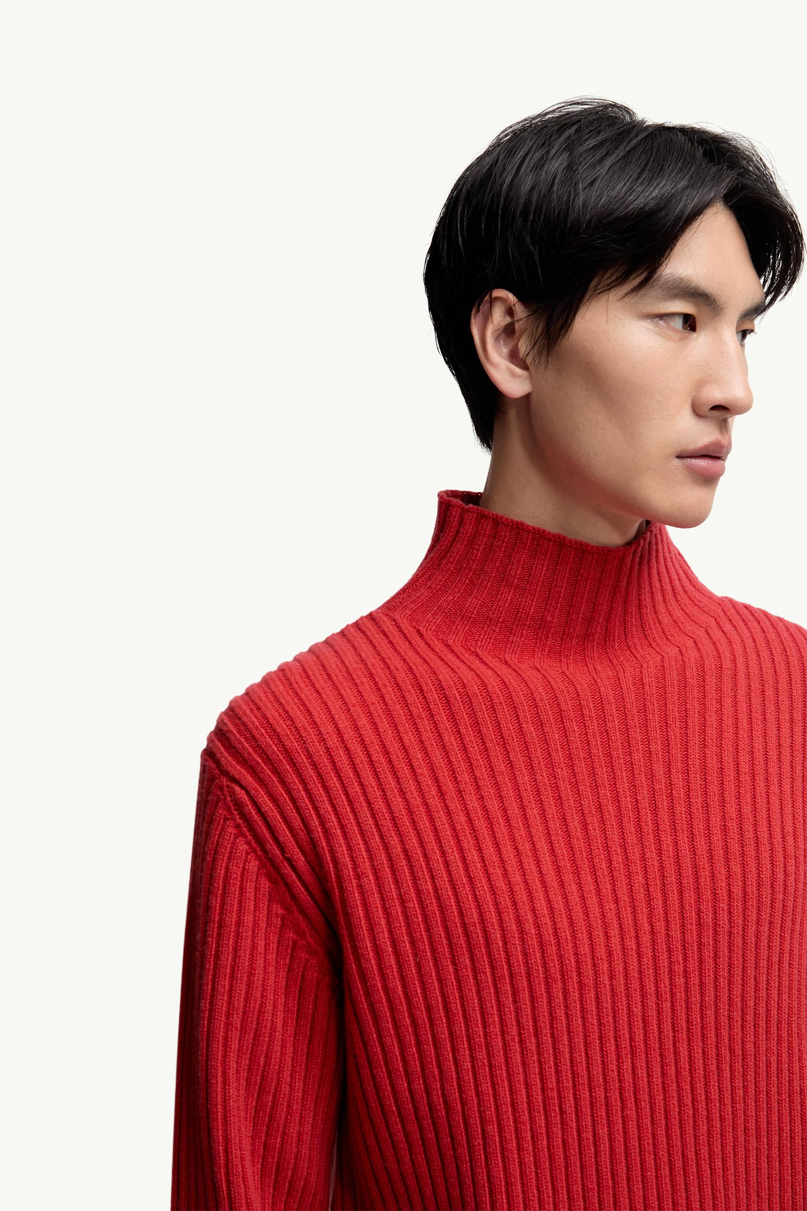 Moncler Wool & Cashmere Turtleneck Sweater Red Red