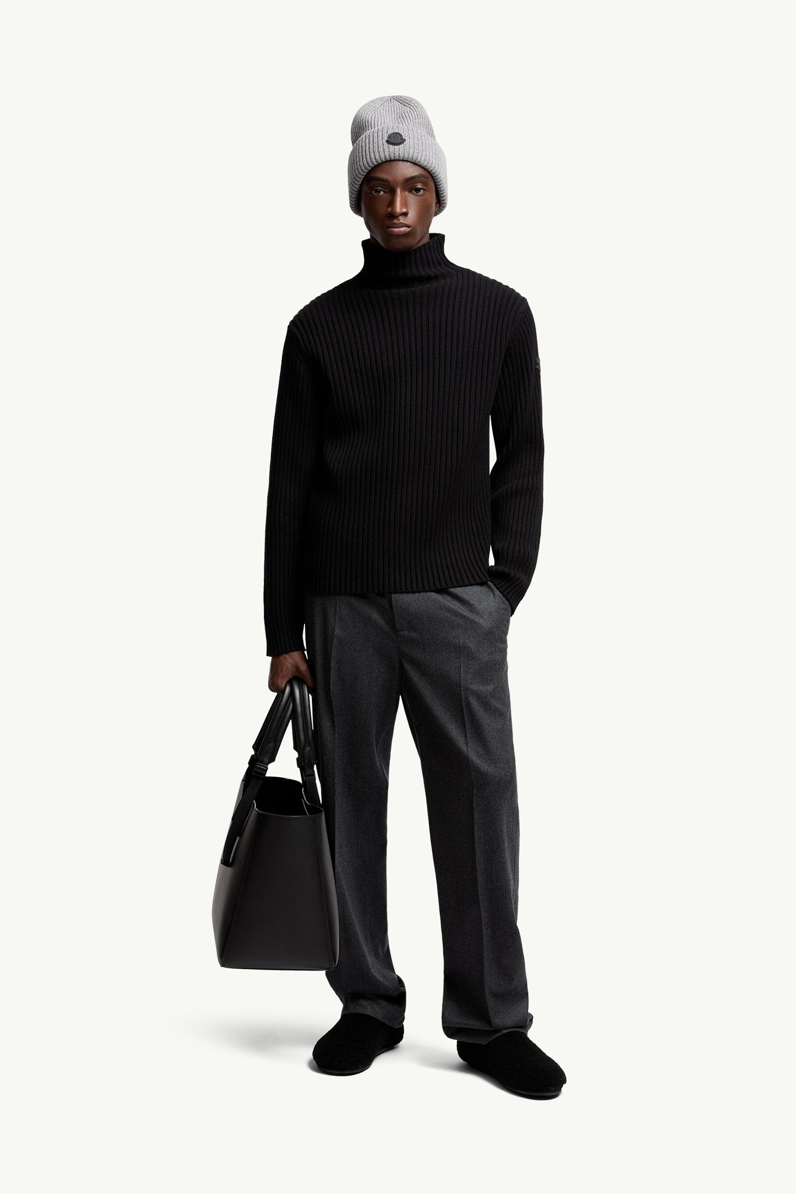 Moncler Wool & Cashmere Turtleneck Sweater Black Black