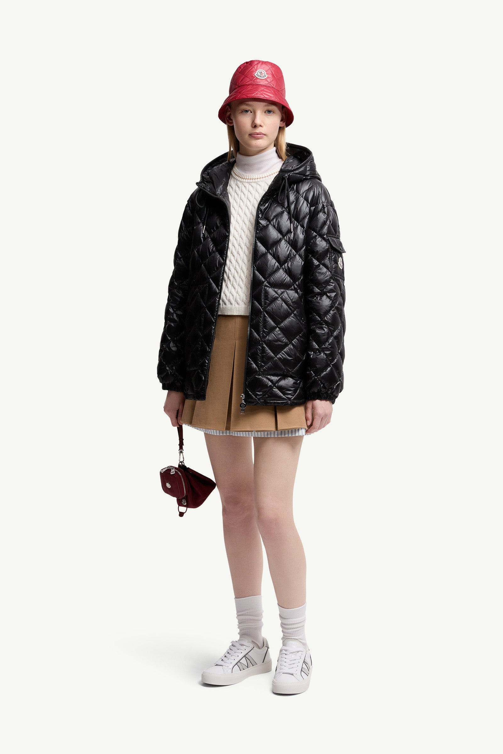 Moncler Diamond-Quilted Hooded Short Down Jacket Black Black