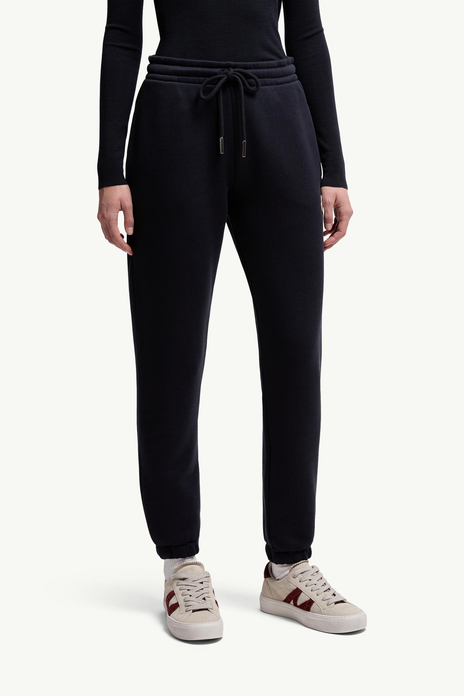 Moncler Logo Patch Cotton Sweatpants Navy Blue Navy Blue