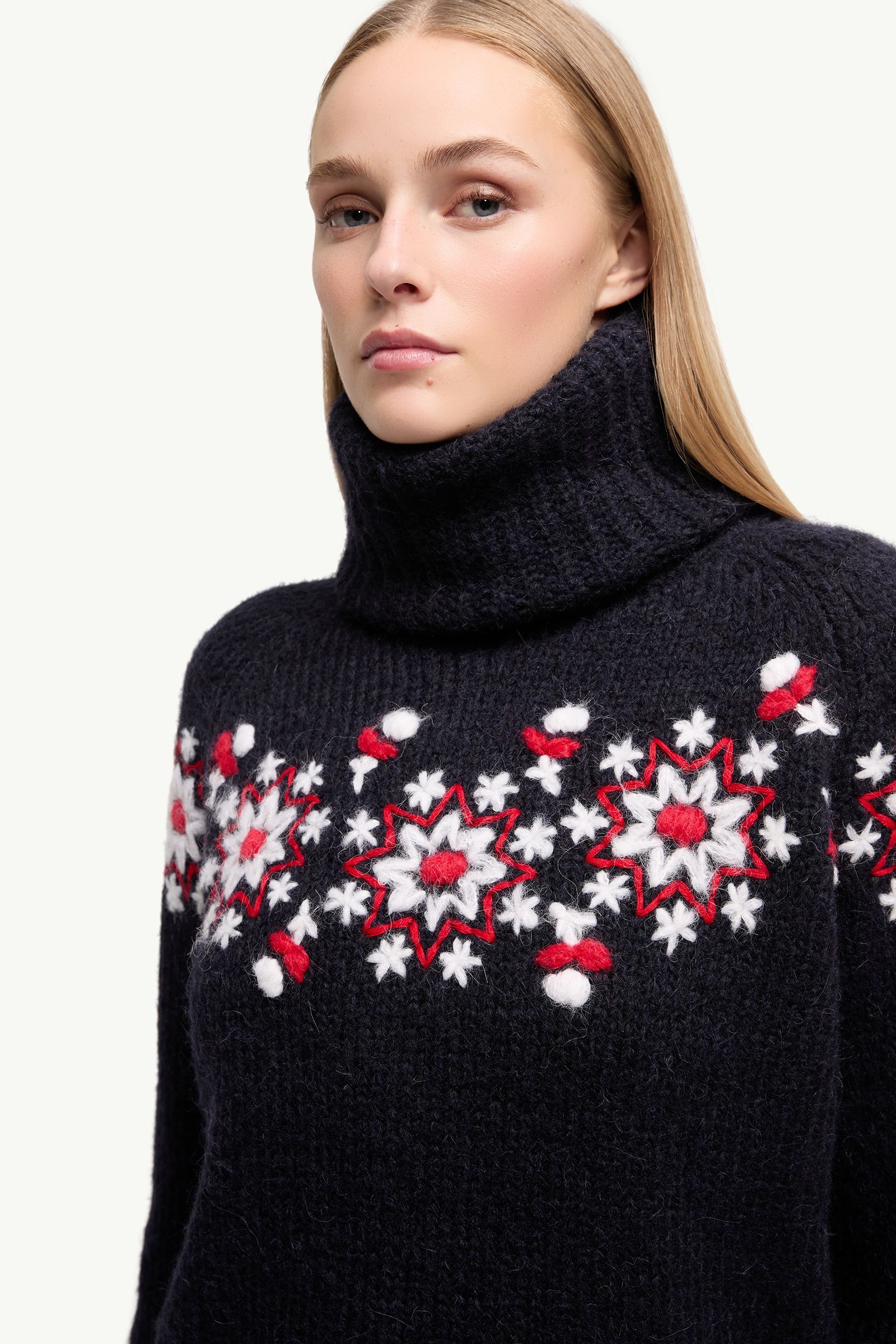 Moncler Hand-Embroidered Alpaca & Wool Turtleneck Sweater Navy Blue Navy Blue