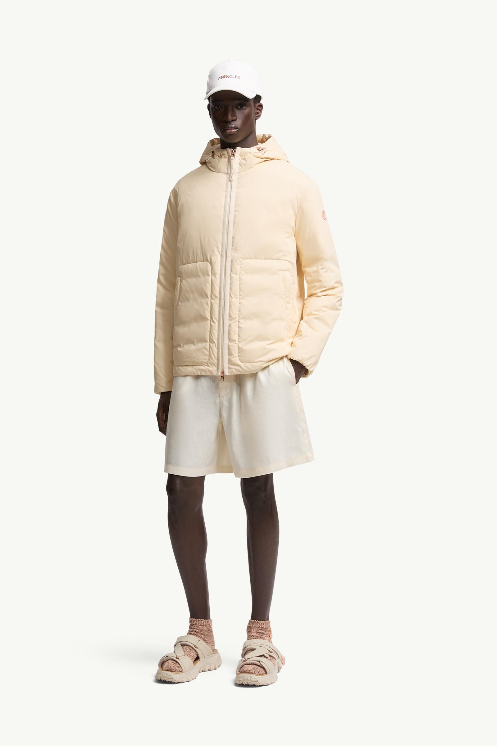 Moncler Moncler X Gilga Farm By Donald Glover Linen Blend Shorts White White