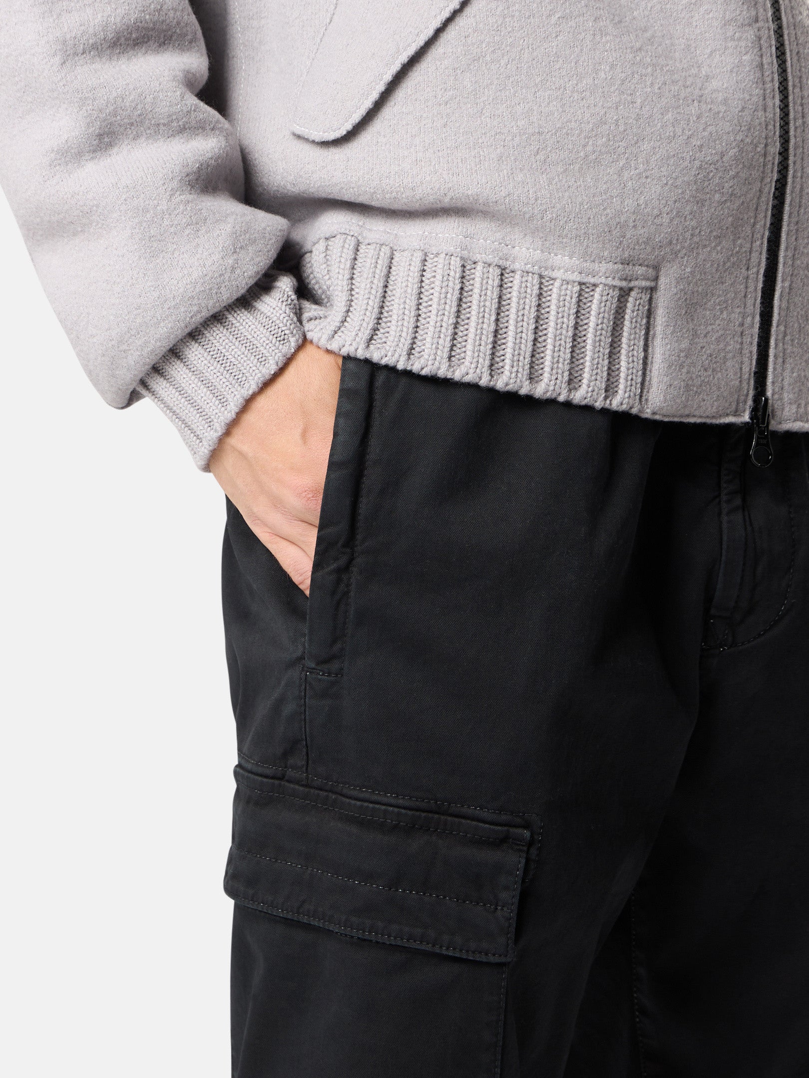Stone Island Regular-Tapered-Fit Cargo Trousers with Elasticated Waistband 3100033