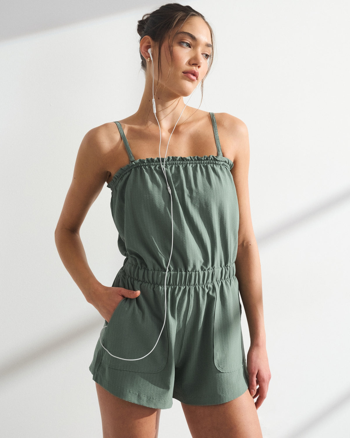 Abercrombie YPB On The Go Seersucker Romper