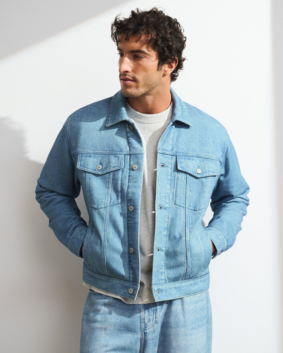 Abercrombie YPB On the Go Travel Terry Trucker Jacket