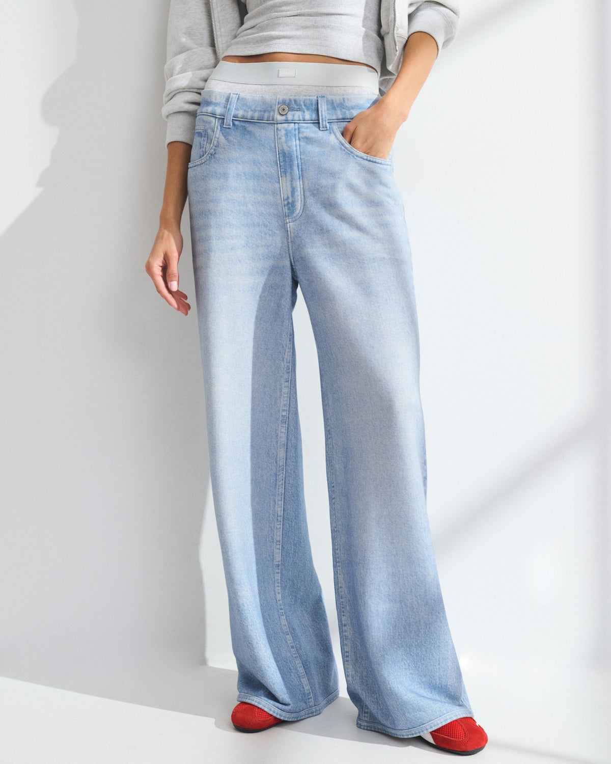 Abercrombie YPB On The Go Travel Terry Pant