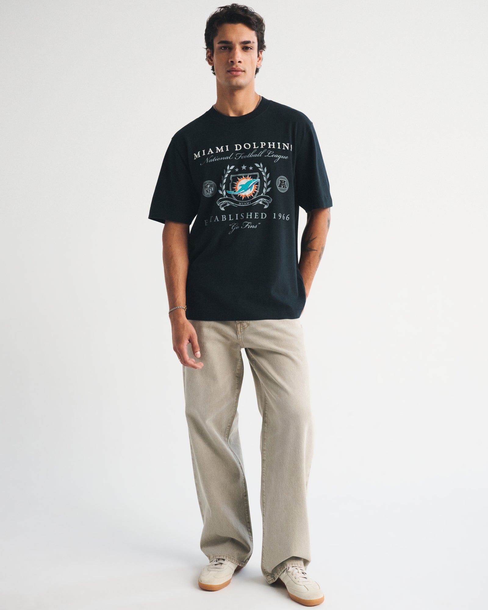 Abercrombie Tennessee Titans Premium Heavyweight 2.0 Tee