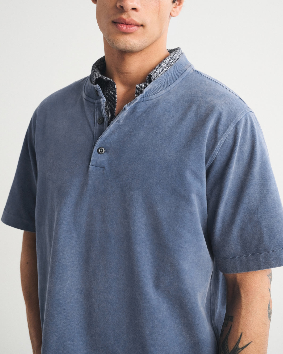 Abercrombie Short-Sleeve Premium Heavyweight 2.0 Henley