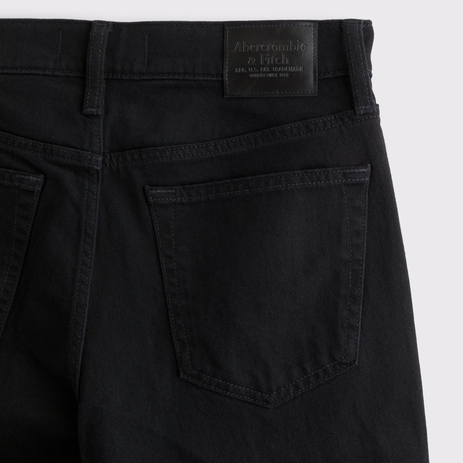 Abercrombie 90s Straight Jean