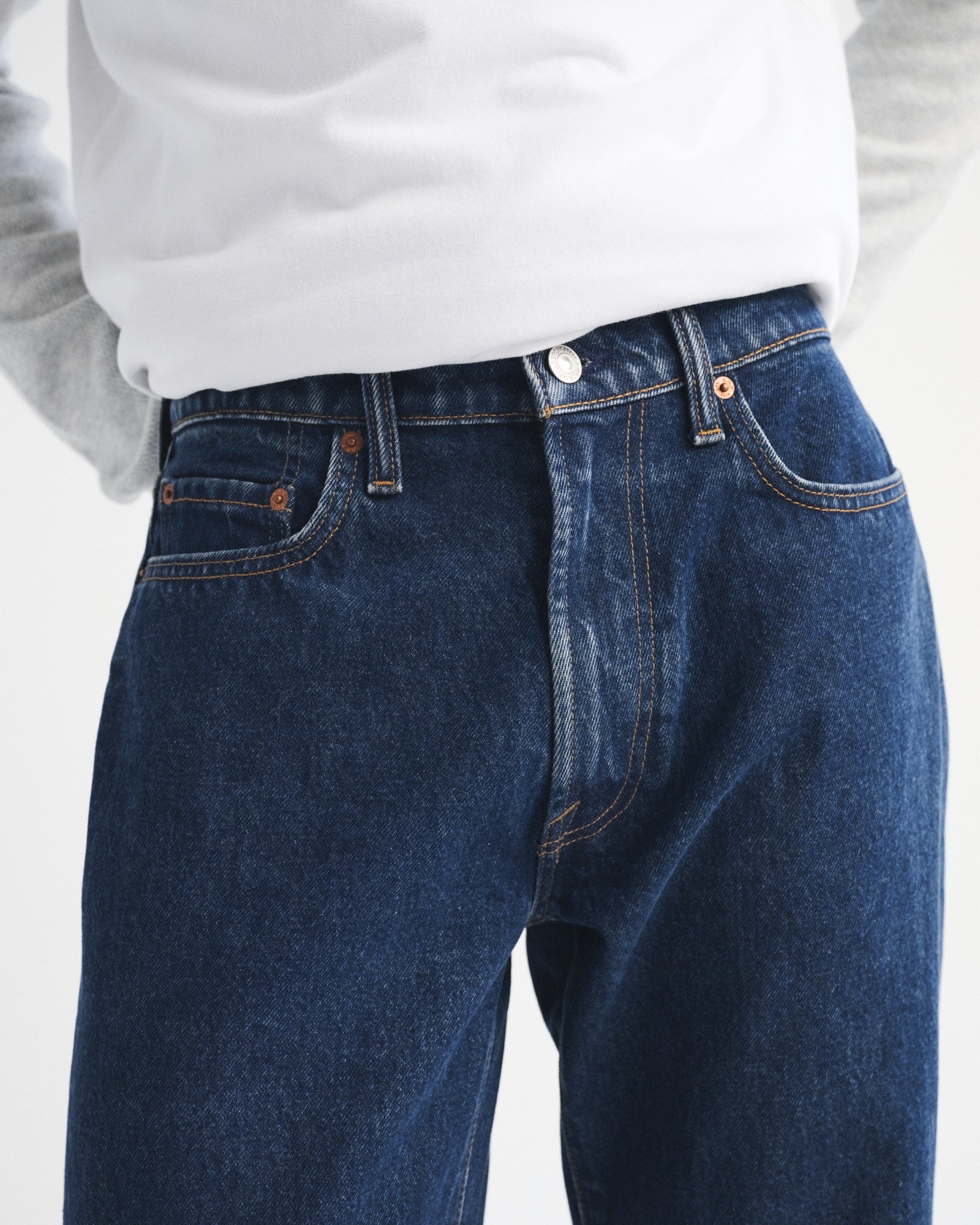Abercrombie Relaxed Straight Jean