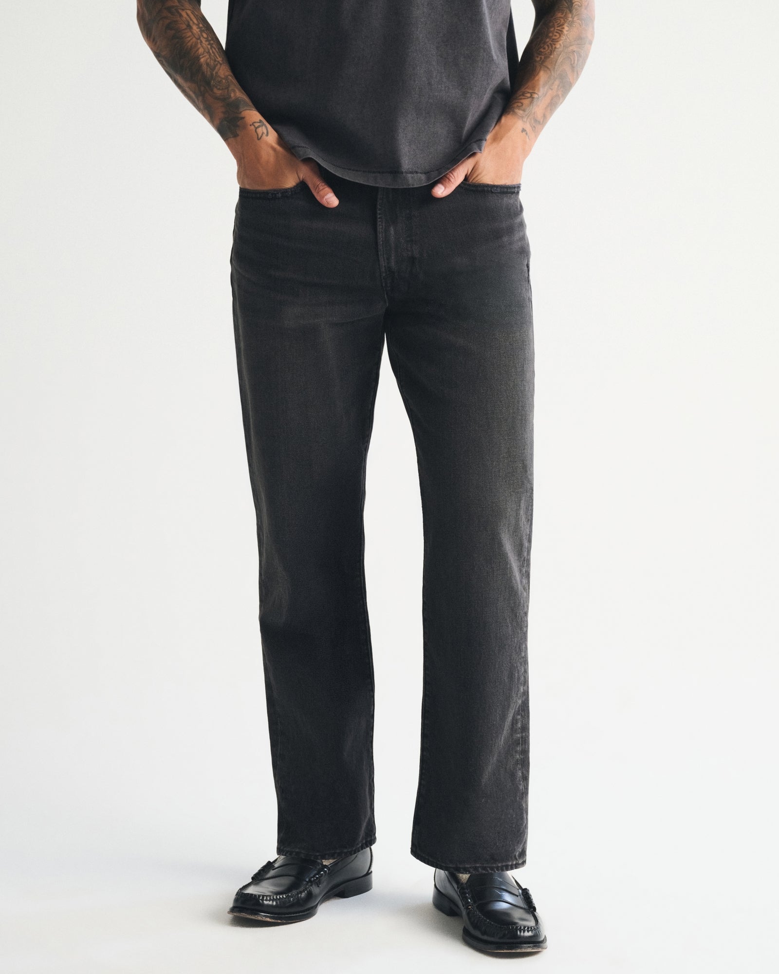 Abercrombie Athletic Relaxed Straight Jean