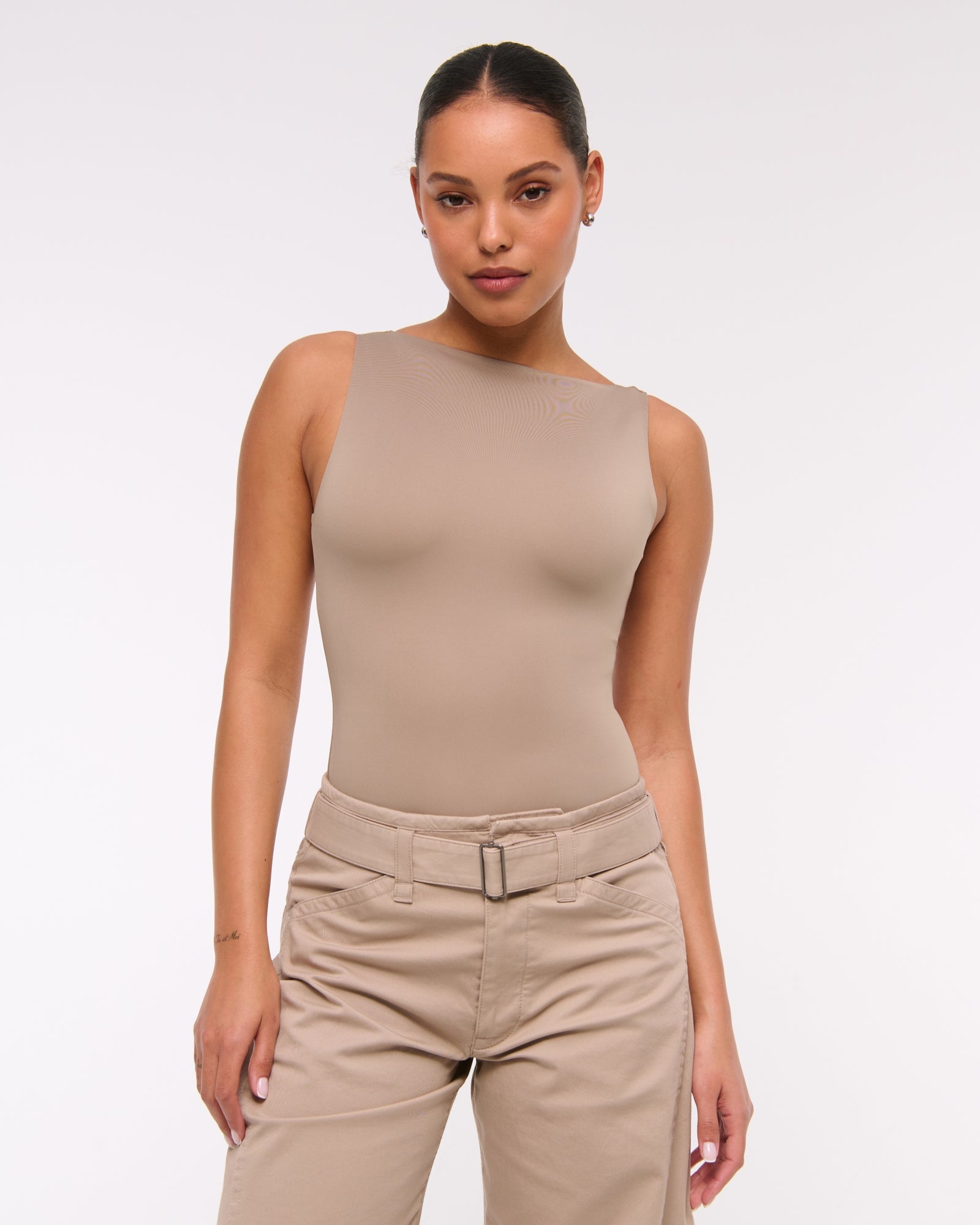 Abercrombie Sculpt Matte Seamless Slash Scoop-Back Bodysuit