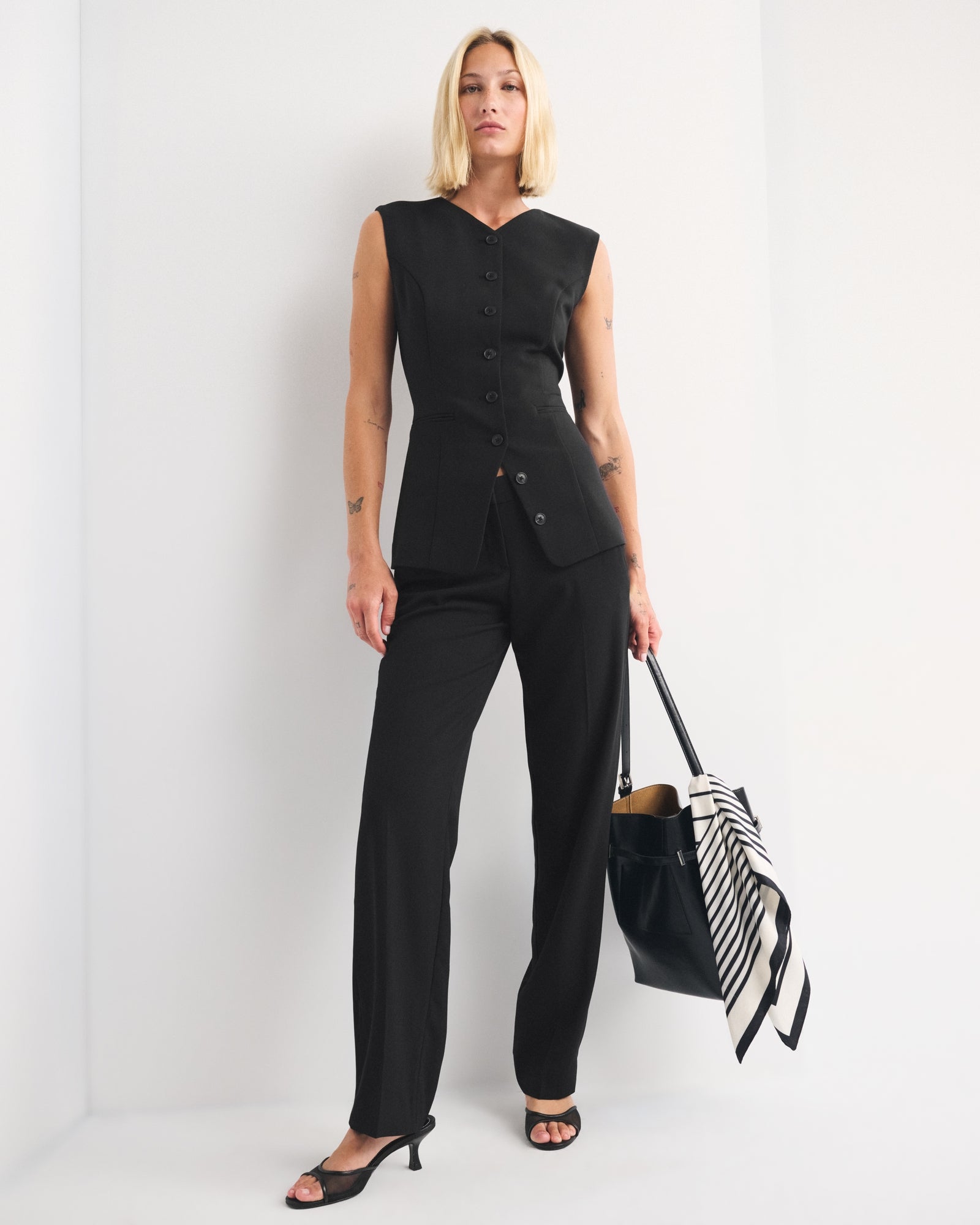 Abercrombie Tailored Button-Up Vest